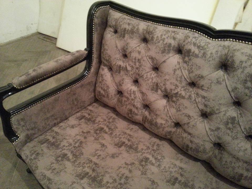 Accesorii tapiterie: picioare, nasturi și vatelină